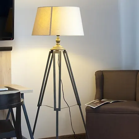 Hotel Dock1 3*
