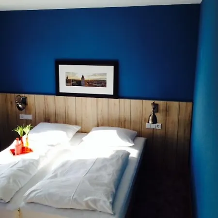 Hotel Dock1