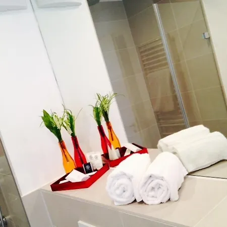 Hotel Dock1 3*